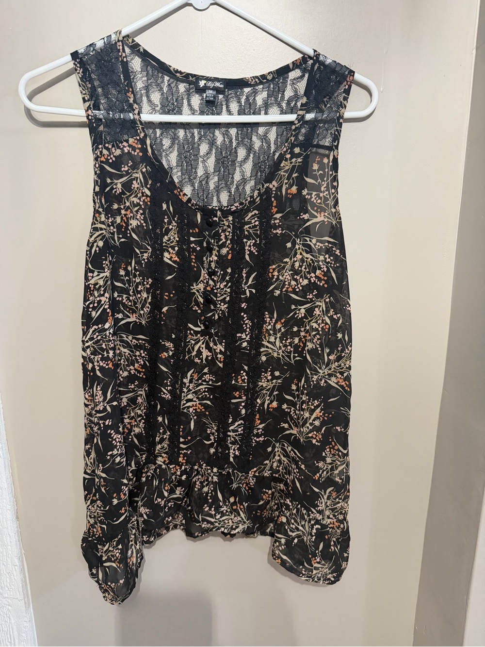 Lily White Black Floral Lace-Back Sleeveless Top